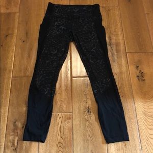 Lululemon size 4 pants